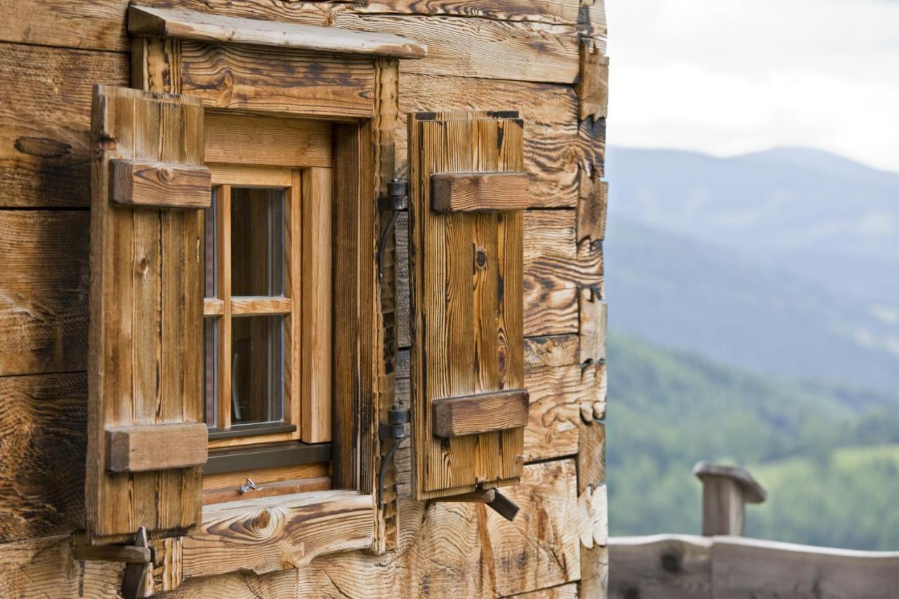 Huettentraum Katschberg Katschberghöhe Rum bild
