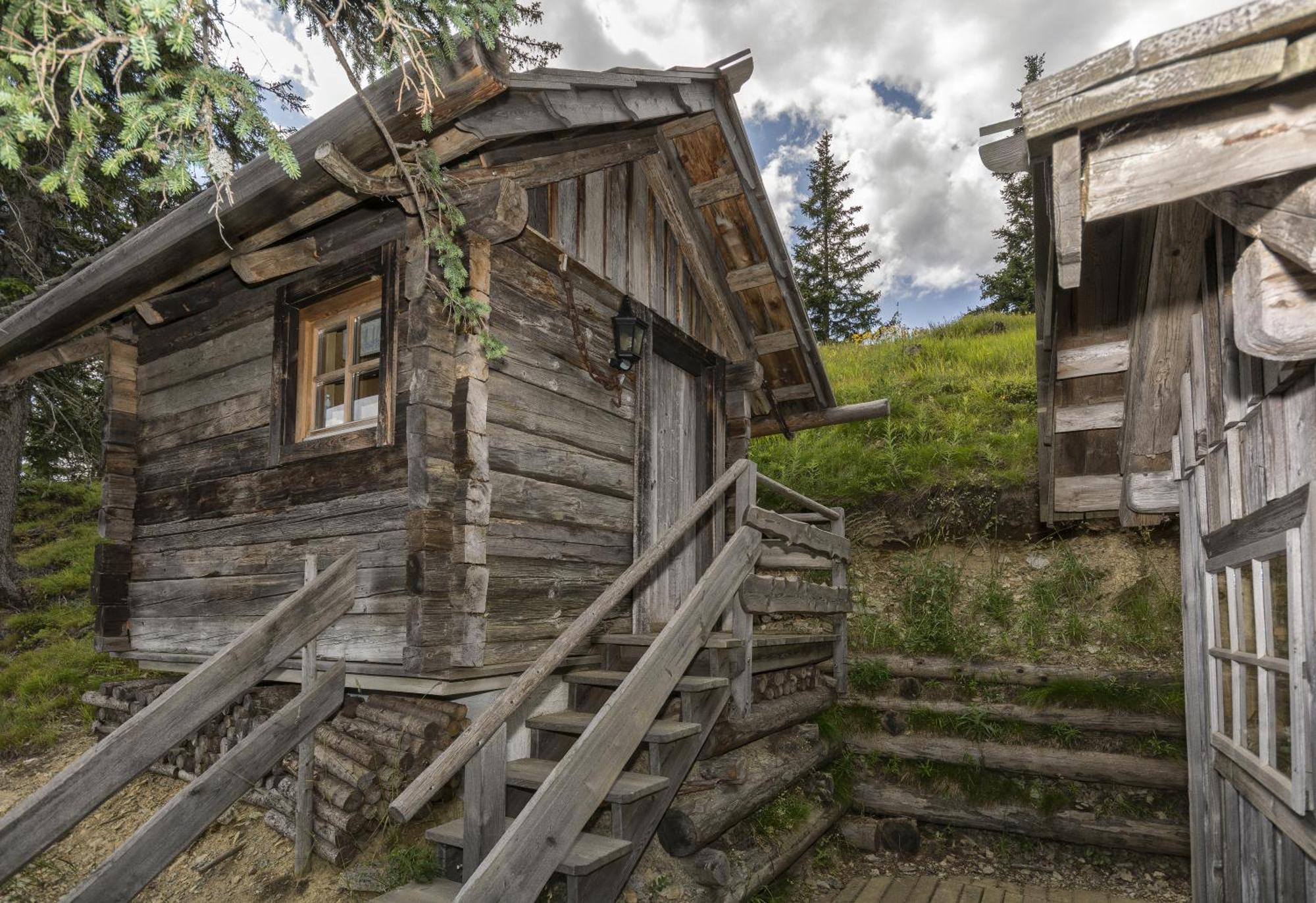 Huettentraum Katschberg Katschberghöhe Rum bild